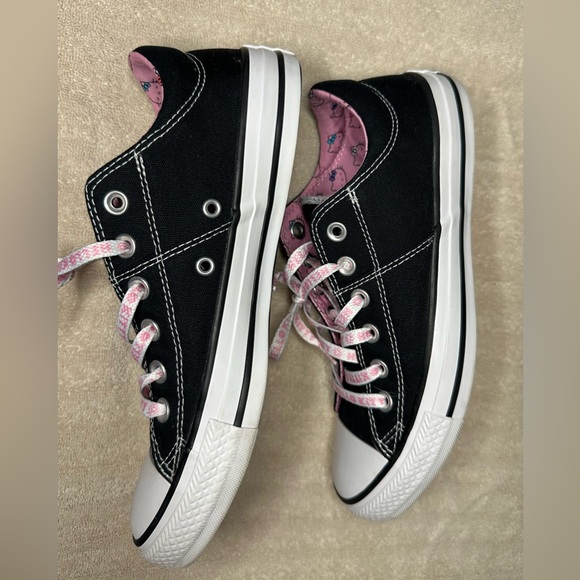 Converse Hello Kitty Sneakers - Black and Pink - Picture 4 of 11